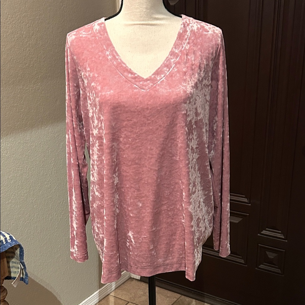 J. Jill Rose Pink Crushed Velvet Vneck Top